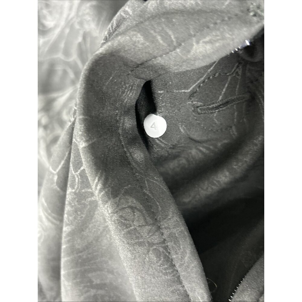 Lululemon Jacket Women’s 4 Apres Yoga Hooded in Black Dance In Snow Pattern - Picture 6 of 9
